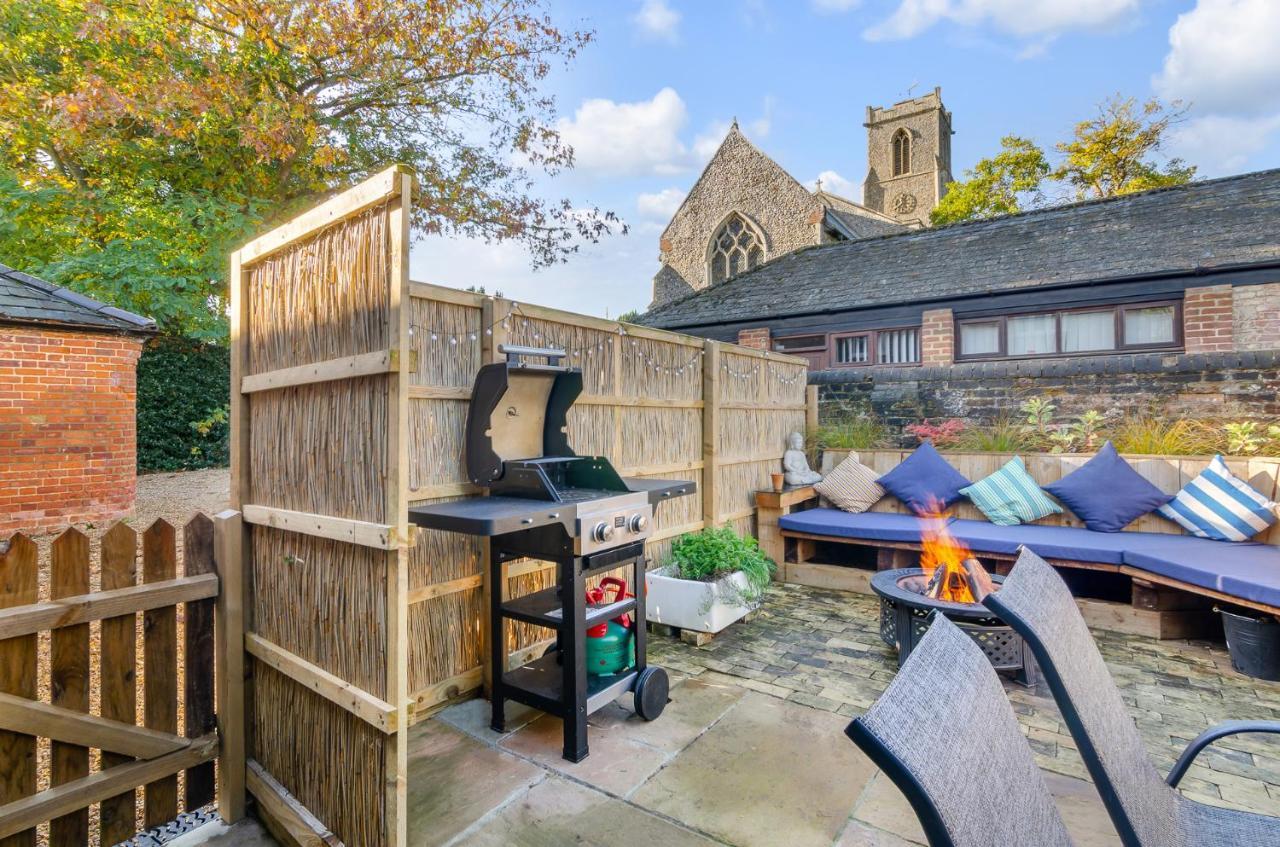 Hayloft And Shepherds Hut In Norfolk Broads With Fire Pit And Bbq From Ginger And Gold Ranworth ภายนอก รูปภาพ