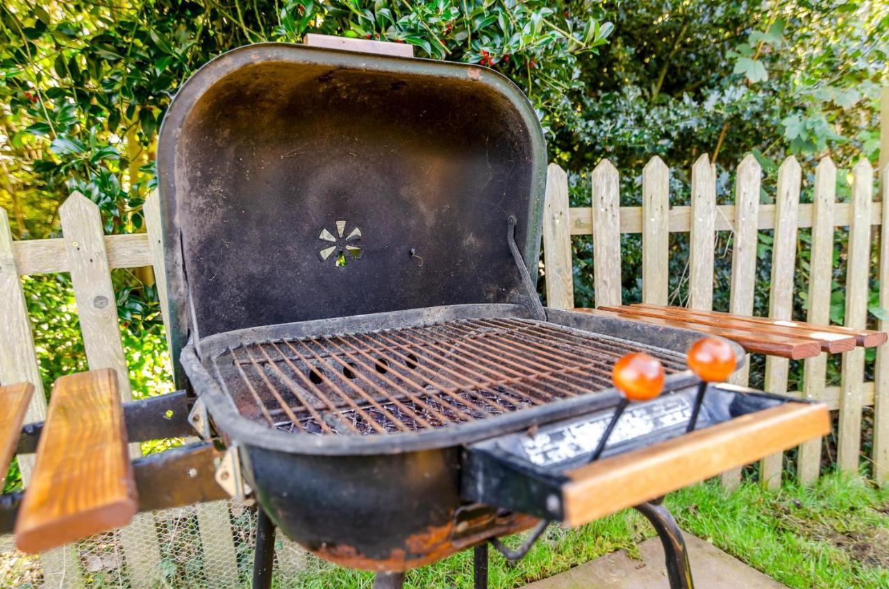 Hayloft And Shepherds Hut In Norfolk Broads With Fire Pit And Bbq From Ginger And Gold Ranworth ภายนอก รูปภาพ